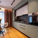 Cuza 16 - Premium Hotel