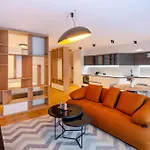 Cuza 16 - Premium Hotel Brasov