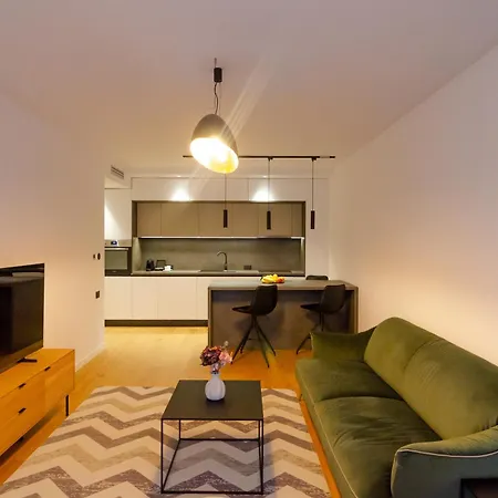 Hotel Cuza 16 - Premium *
