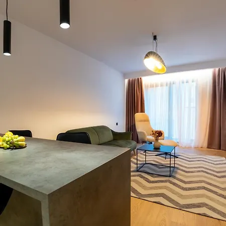 Cuza 16 - Premium Hotel