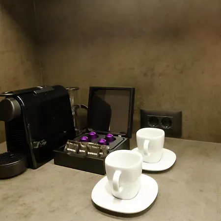 Cuza 16 - Premium Hotel