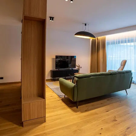 Cuza 16 - Premium Hotel Brasov