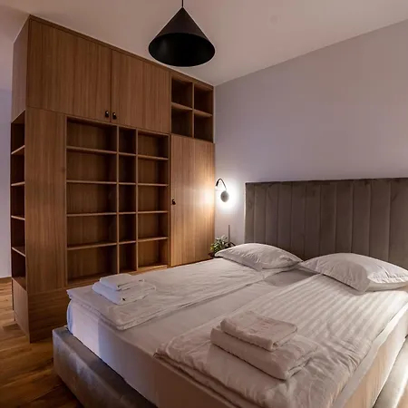 Cuza 16 - Premium Hotel Brasov