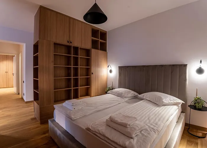 Cuza 16 - Premium Hotel Brasov