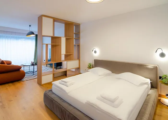 Cuza 16 - Premium Hotel