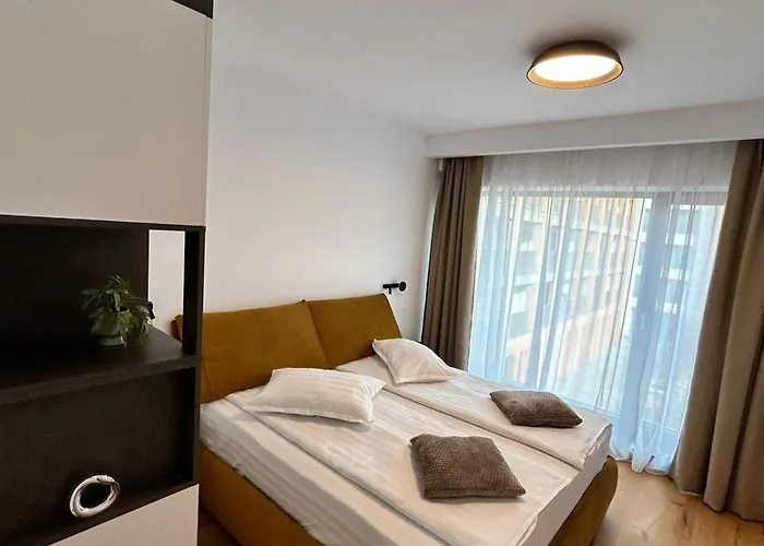 Cuza 16 - Premium Брашов